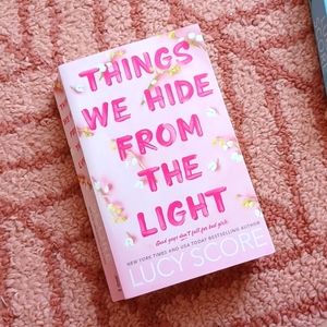 Lucy Score Book - Things We Hide From The Light